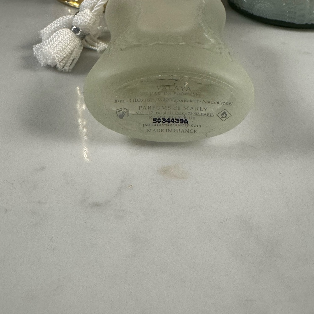 PARFUMS de MARLY Paris-  Valaya 1 oz. - Picture 3 of 4